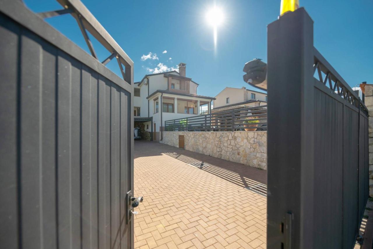 Apartmani Jana Porec Exterior photo