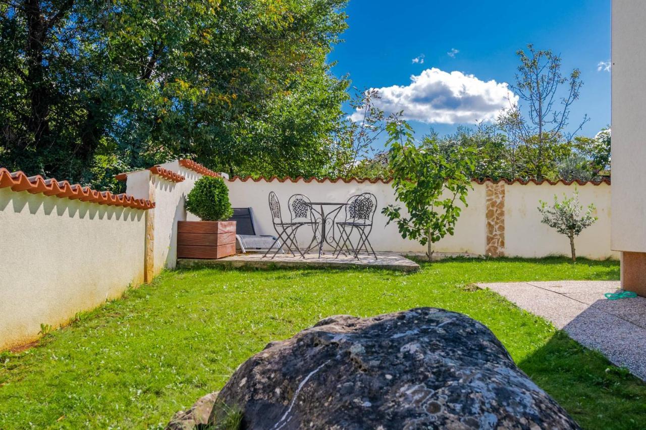 Apartmani Jana Porec Exterior photo