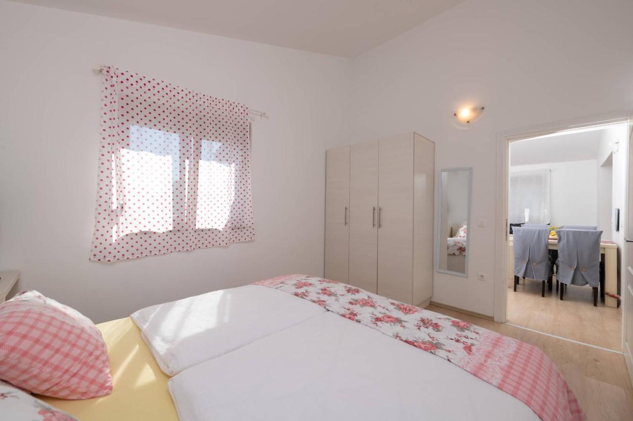 Apartmani Jana Porec Exterior photo